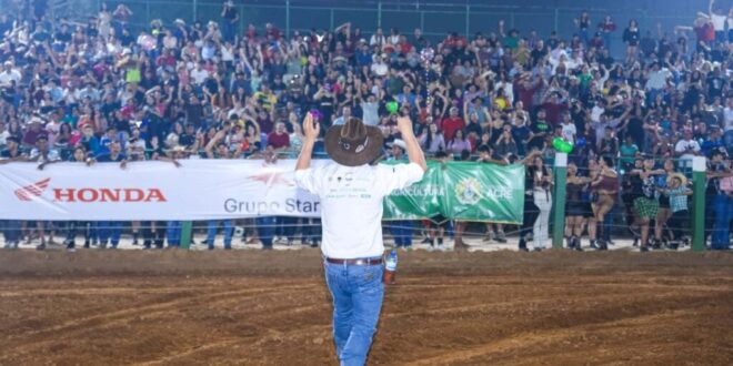 Expoacre: rodeio terá participação de 50 peões e caminhonete de prêmio