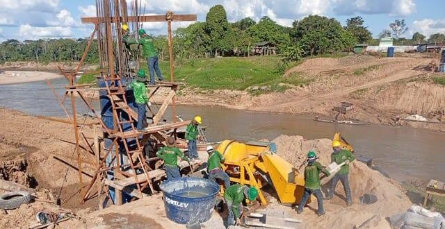 Deracre avança na obra da passarela sobre o Rio Amônia