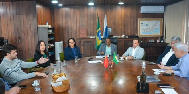 Mailza convida representantes da Câmara de Comércio Brasil-China para a Expoacre 2025