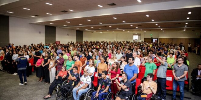 Mais de 500 pessoas participam de evento sobre inclusão e reabilitação de pessoas com deficiência