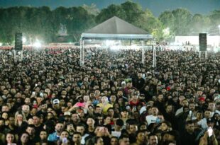 Gusttavo Lima leva milhares de fãs à abertura dos shows da Expoacre