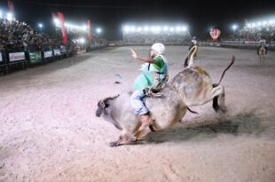 Segunda noite de rodeio agita a Expoacre Juruá
