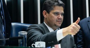 Aprenda a votar ou se lasque: Alcolumbre quer legalizar as Bets, cassinos e jogo do bicho com imposto reduzido