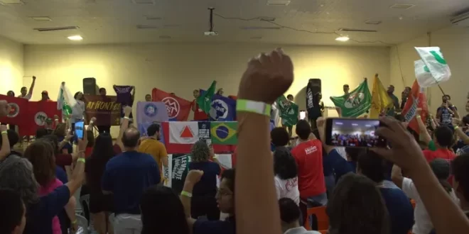 Plebiscito Popular lança votação pela taxação dos super-ricos e o fim da escala 6×1