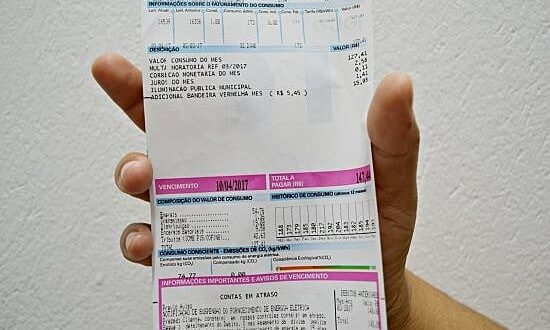 Tarifa social de energia elétrica: gratuidade para inscritos no CadÚnico está em vigor