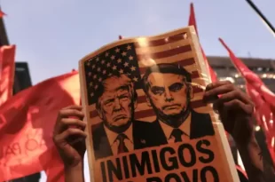 Tornozeleira em Bolsonaro é a melhor resposta que o Brasil poderia dar a Trump