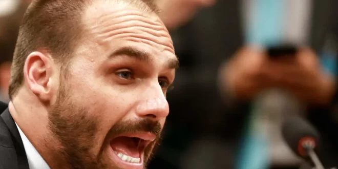 Megalomaníaco: Eduardo Bolsonaro diz que restrições à sua atuação no exterior é declaração de guerra contra os EUA