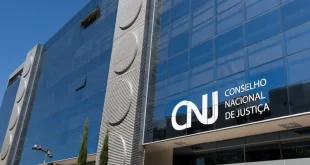 Os que julgam e condenam: Judiciário gasta mais com penduricalhos do que governo com cinco programas sociais
