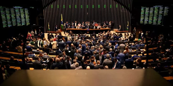 Hipocrisia é a regra: a relação abusiva da elite financeira e de seus prepostos com o povo