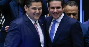 É você que paga: Motta e Alcolumbre usam aviões da FAB para ir a Festival de Parintins