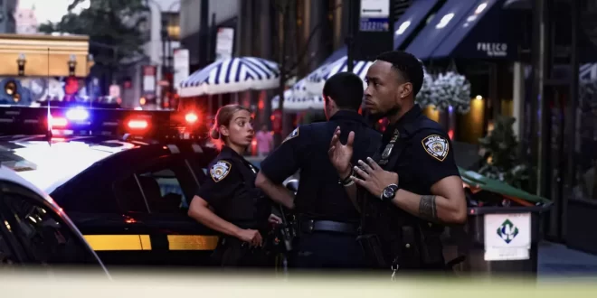 Povo armado: tiroteio em arranha-céu de Manhattan deixa cinco mortos