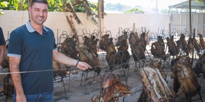 “Essa festa mantém um projeto filantrópico que atende milhares de acreanos”, diz Nicolau ao prestigiar costelaço da Maçonaria