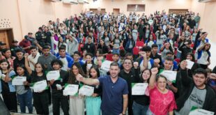 Iniciativa da Aleac, Redação Nota 1000 chega a Sena Madureira