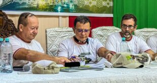 Gonzaga e secretários do Acre recebem título de cidadão em província peruana pela contribuição à integração entre Brasil e Peru