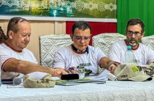 Gonzaga e secretários do Acre recebem título de cidadão em província peruana pela contribuição à integração entre Brasil e Peru