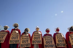 Protesto geral: estadunidenses protestam contra Trump em mais de 300 cidades dos EUA 2 Protesto geral: estadunidenses protestam contra Trump em mais de 300 cidades dos EUA