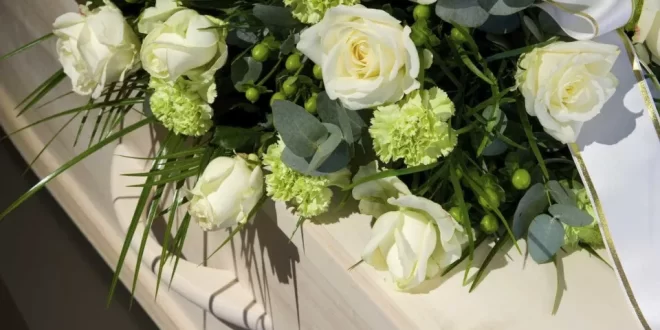 Dona de funerária levava corpos de bebês para casa