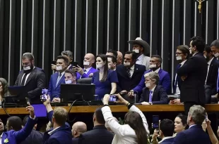 A gangue do esparadrapo