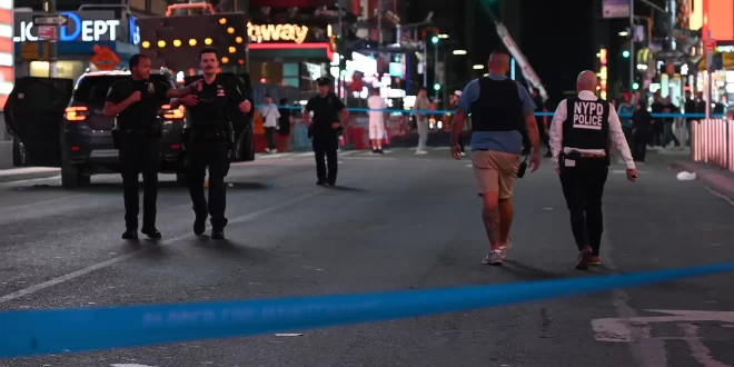 Povo armado: tiroteio na Times Square, em Nova York, deixa 3 feridos