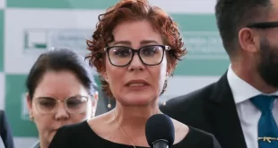De volta à prisão: Justiça italiana nega prisão domiciliar para Carla Zambelli