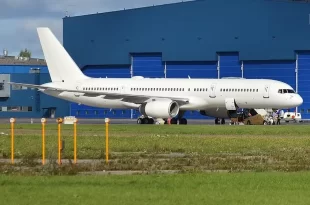 Avião secreto dos EUA, usado em missões da CIA, pousa sem identificação no Brasil