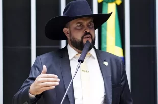 Atacou e recuou: Zé Trovão ameaça assassinar Alexandre de Moraes