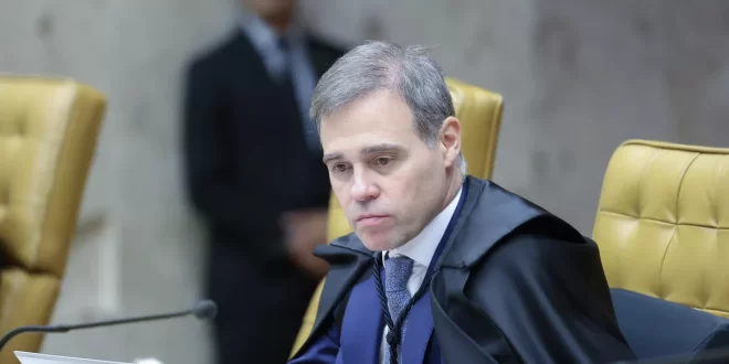 STF pode expulsar Terrivelmente Evangélico