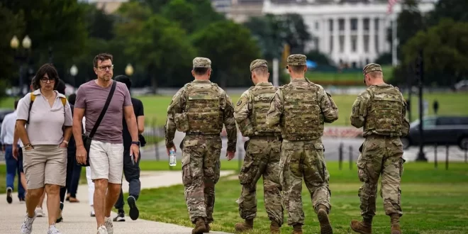 EUA à beira do caos: Trump, tropas nas ruas e o fantasma da guerra civil