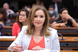 PEC da Blindagem: só a deputada Socorro Néri se salva