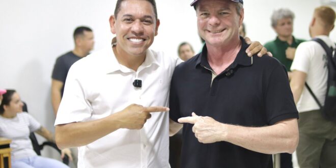 Pedro Longo é recebido com entusiasmo em Assis Brasil