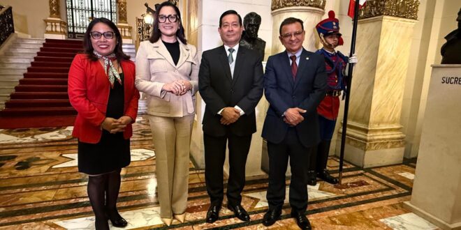 Mailza e Gonzaga participam de reunião com presidente do Peru para tratar de construção de ferrovia e rodovia