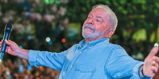 Mães podem ter licença e salário-maternidade de até 120 dias com nova lei de Lula