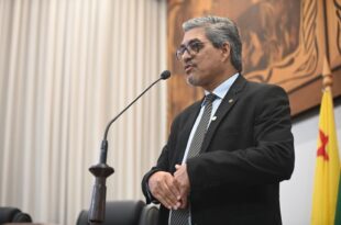 Edvaldo Magalhães defende a volta da tabela da Educação ao apoiar Movimento dos Cabeças Brancas