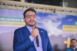 Governador assina ordem de serviço para a construção de 58 pontes nos municípios do Baixo Acre