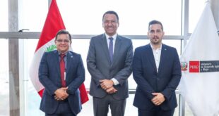 Luiz Gonzaga comemora liberação de importação de morangos produzidos no Peru