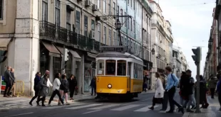 Portugal sanciona pacote anti-imigração que atinge brasileiros