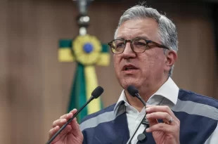 Brasil tem 59 notificações de intoxicação por metanol, diz Padilha