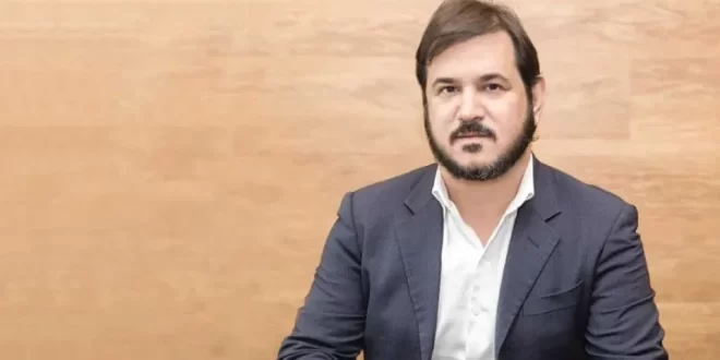 Muita sujeira debaixo do tapete: União Brasil contratou contador do escritório de advocacia de Rueda por R$ 730 mil