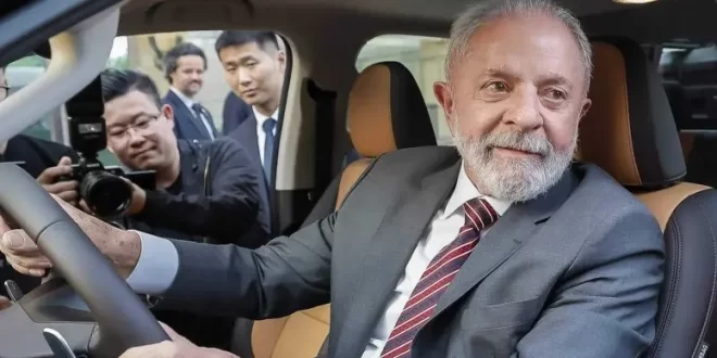 Lula aprova fim da exigência de autoescola para CNH