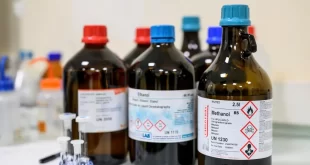 Polícia encontra metanol puro em bebidas adulteradas
