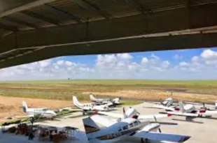 Criminosos fortemente armados tentam roubar avião de Hugo Motta em aeroporto da PB