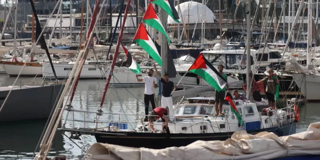 Crime: Israel ataca Flotilha com canhões com jatos de esgoto e prende 443 ativistas em águas internacionais