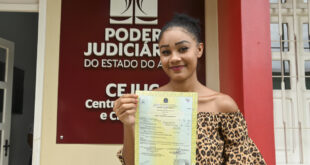 Menina registrada como homem consegue corrigir certidão de nascimentos 22 anos depois