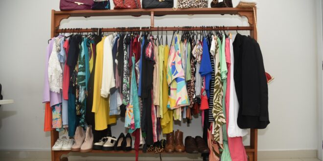 Terceira edição do Bazar Chique é Ser Solidário recebe doações até o dia 21