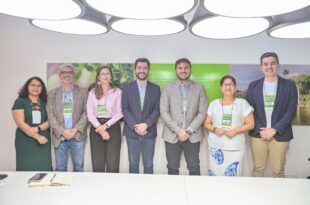Na COP30, Acre e Microsoft estudam parceria para uso de tecnologia e inteligência artificial em políticas ambientais e de inovação