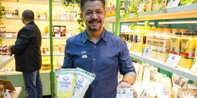 Acre expõe produtos de reflorestamento na COP30, em Belém