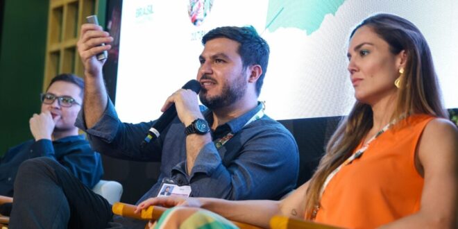Acre apresenta painel que destaca o Plano Estadual de Combate ao Desmatamento e Queimadas como modelo de sucesso na COP30