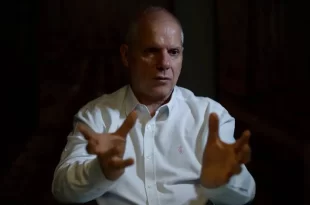Ex-presidente do INSS recebia propina mensal de R$ 250 mil, diz PF