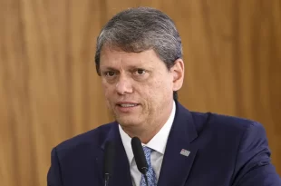 Tarcísio de Freitas pode virar alvo de investigação do Ministério Público Eleitoral por “Campeonato de Cortes”