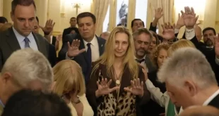 O ponto que faltava: Milei leva pregação evangélica à Casa Rosada